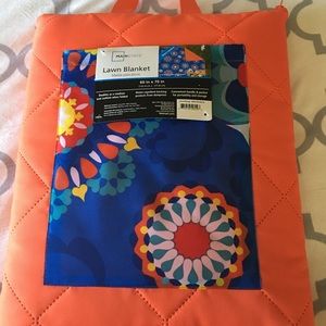 Lawn Blanket w/carry case
